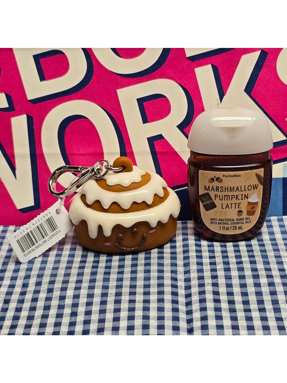 BBW Smiling Cinnamon Roll Pocketbac Holder & Marshmallow Pumpkin Latte Refill